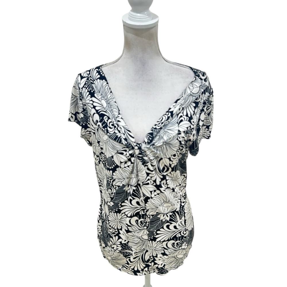 Ann Taylor Black & White Floral Twist V-Neck Short Sleeve Top size large